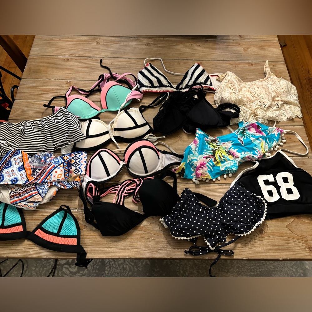 LOT of 14 (new) swimsuit bikini tops! - Picture 2 of 7